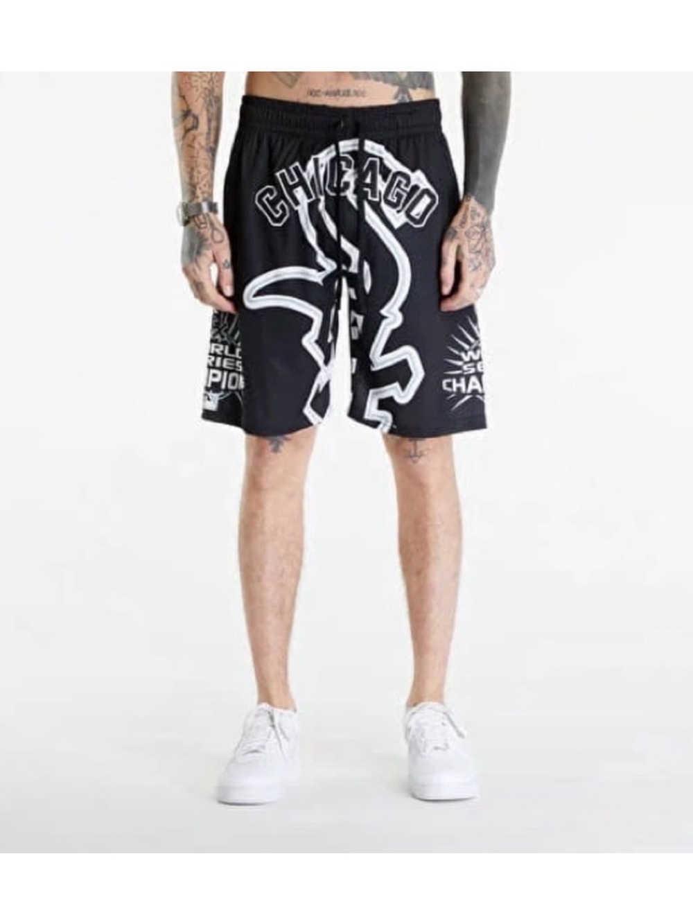 New Era Chicago Graphic Black Men's Athletic Shorts - Picture 4 of 10